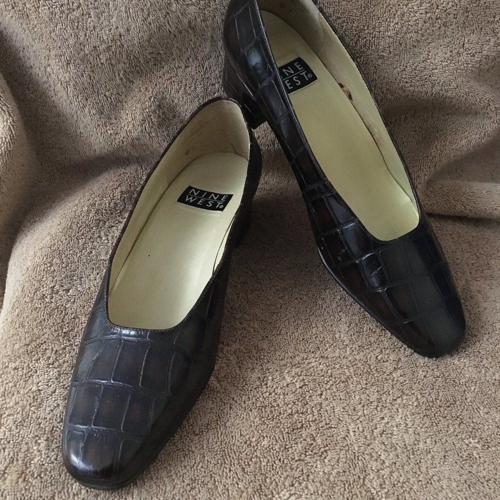 Brown Crocodile Print Pumps